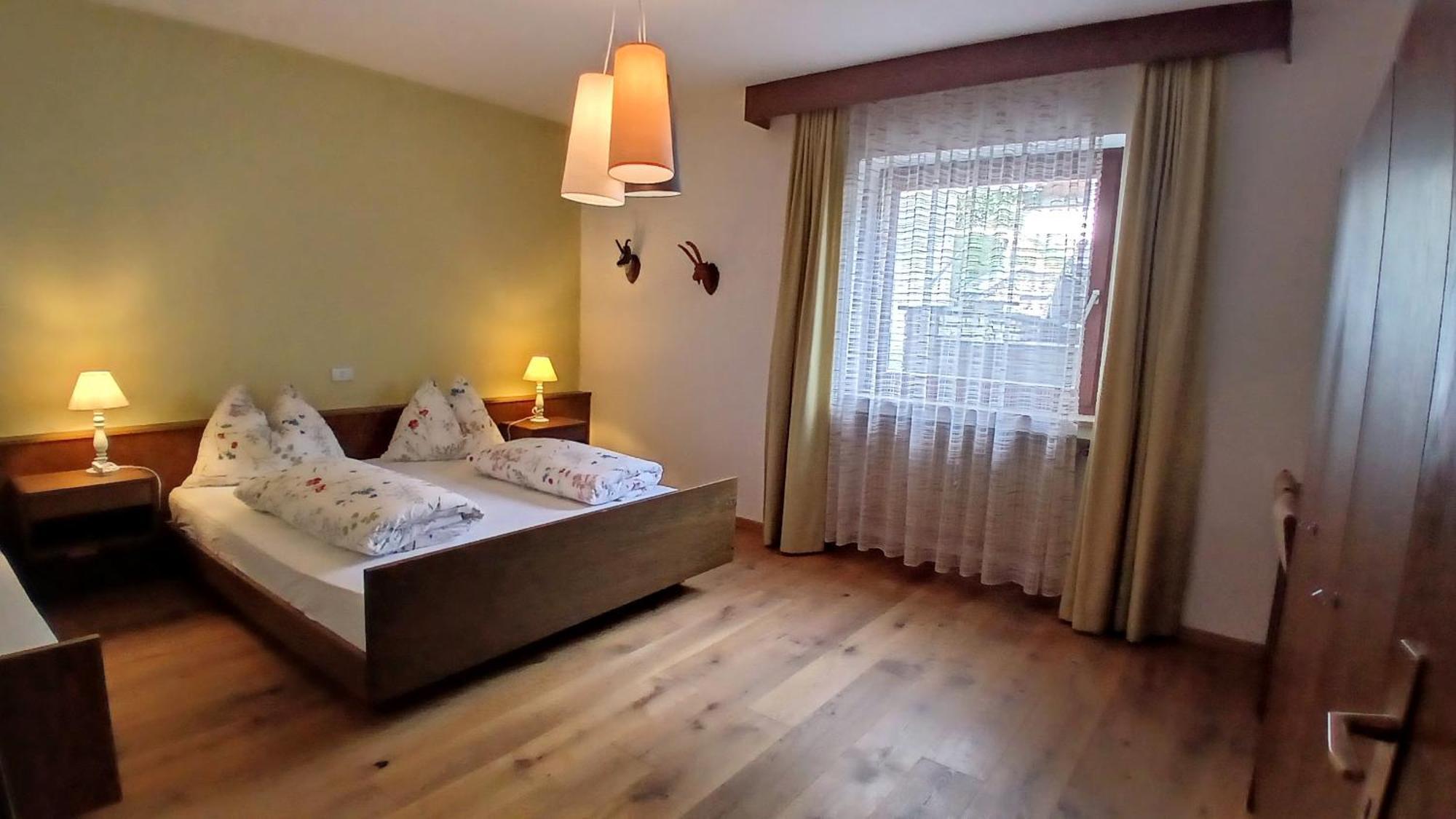 Apartment Lazzeri Toblach Buitenkant foto