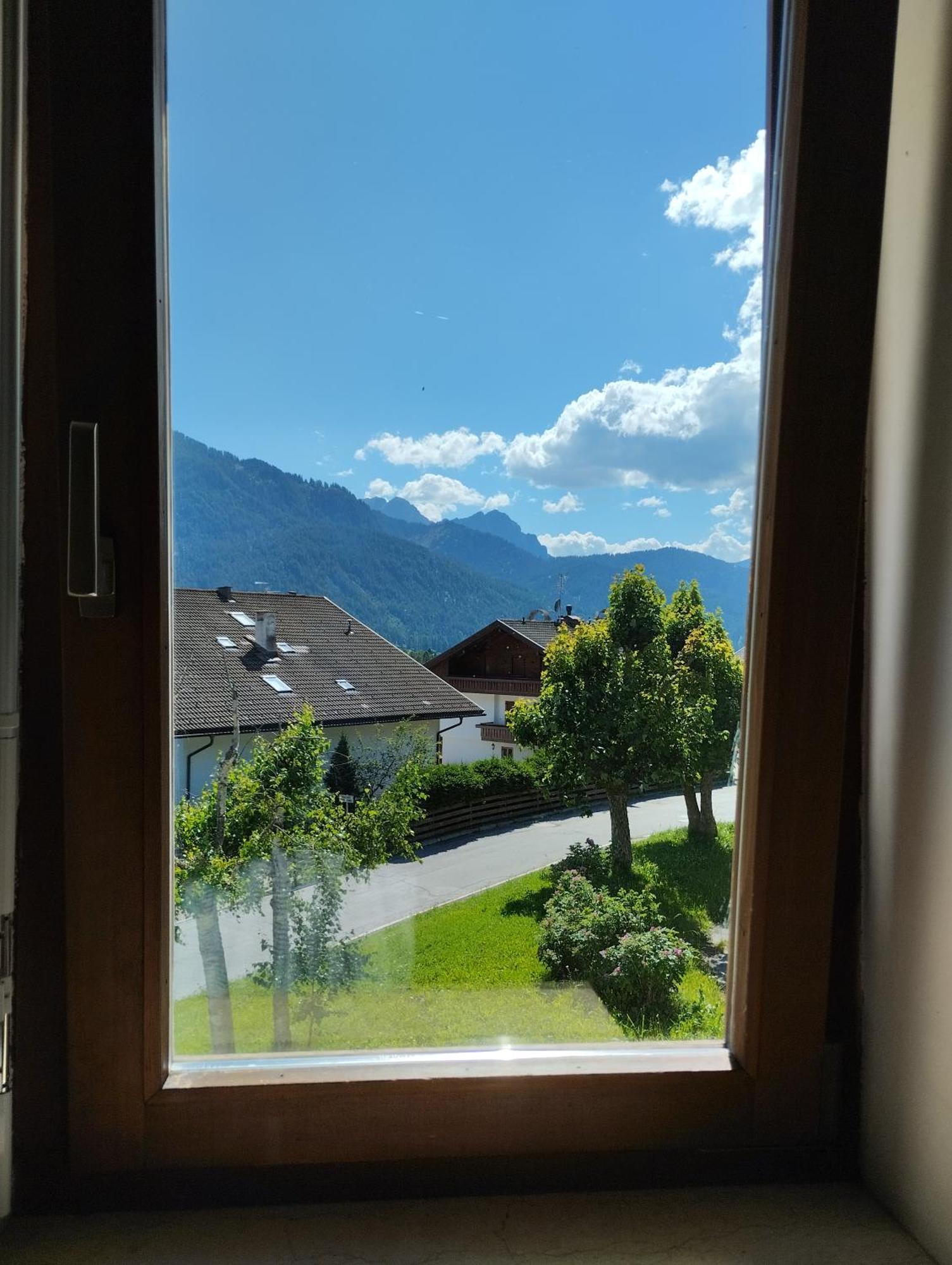 Apartment Lazzeri Toblach Buitenkant foto